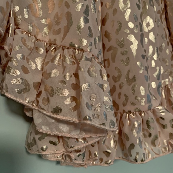 🎉HPx3🎉Gold Animal Print Chiffon Cover - Picture 5 of 7